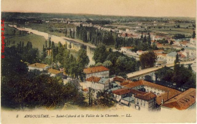 SAINT CYBARD et Vallee de la Charente.jpg